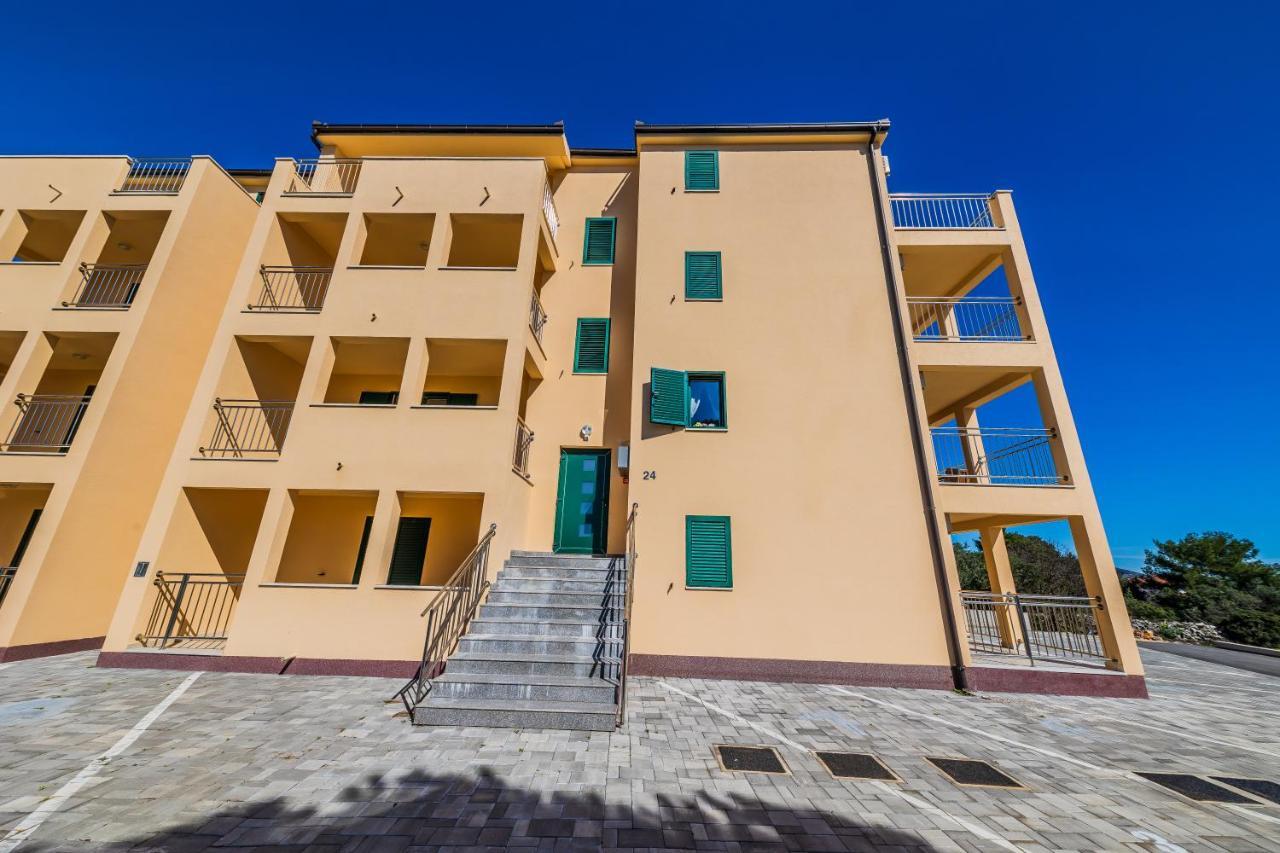Ivana Apartment Traù Esterno foto